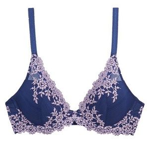 NWT Wacoal Embrace Lace Plunge Contour Bra